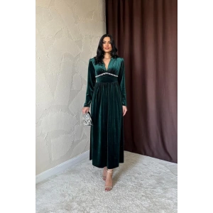 Zümrüt Göğüs Altı Taşlı Elbise