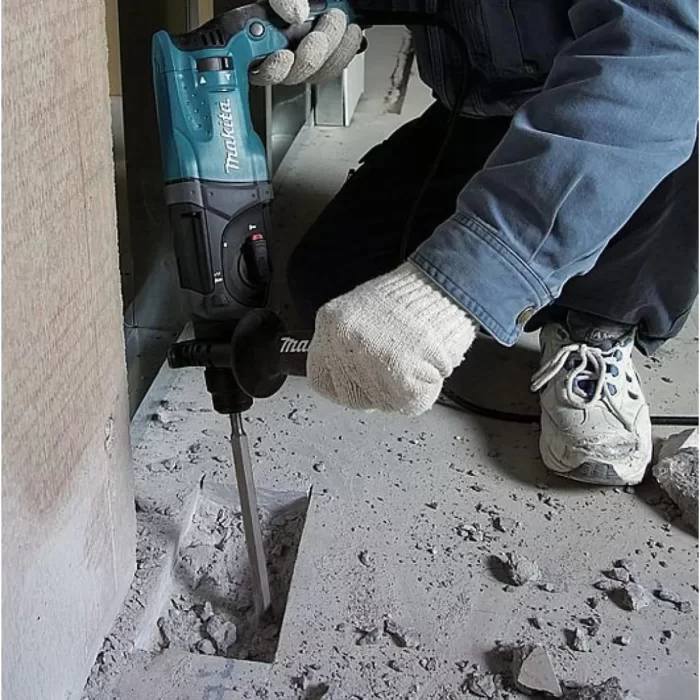 Makita HR2470 Kırıcı Delici Matkap 780W