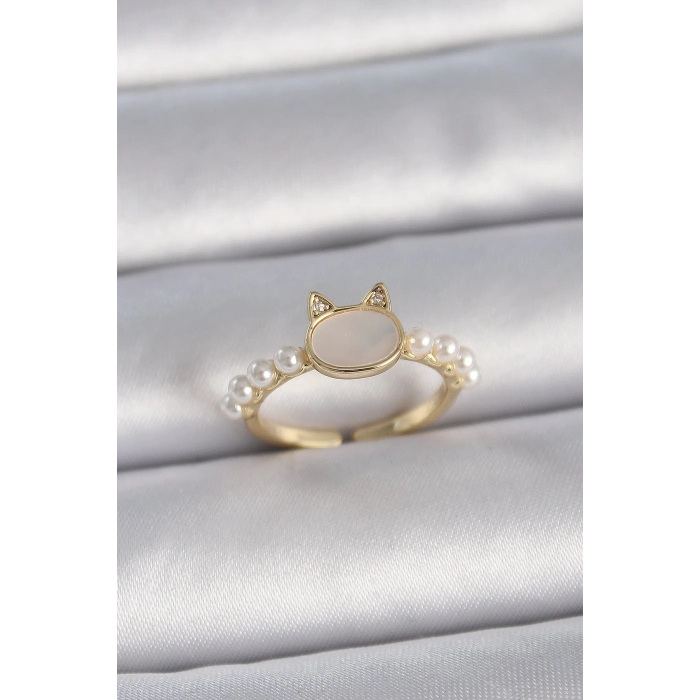 Pirinç Gold Renk Ayarlanabilir Beyaz Mineli Kedi Model İnci Detay Kadın Yüzük