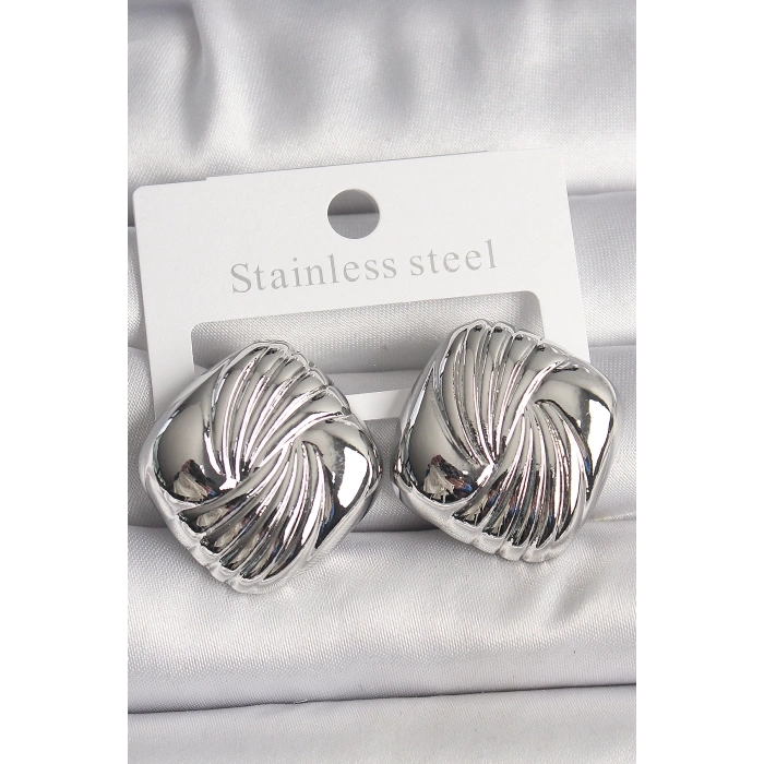 Pirinç Gümüş Renk İşlemeli Kare Model Kadın Küpe