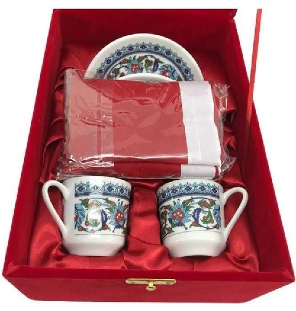Hayrat Hediyelik Set Kırmızı Hafız Kuran+Fincan Kt0011