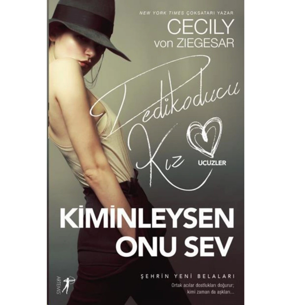 Kiminleysen Onu Sev Dedikoducu Kız    Artemis