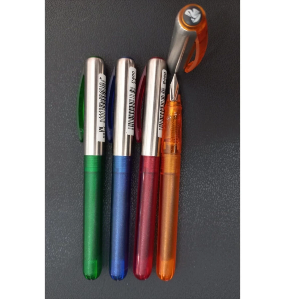 Pelikan Dolmakalem Kirmizi Pelikano Genç Model