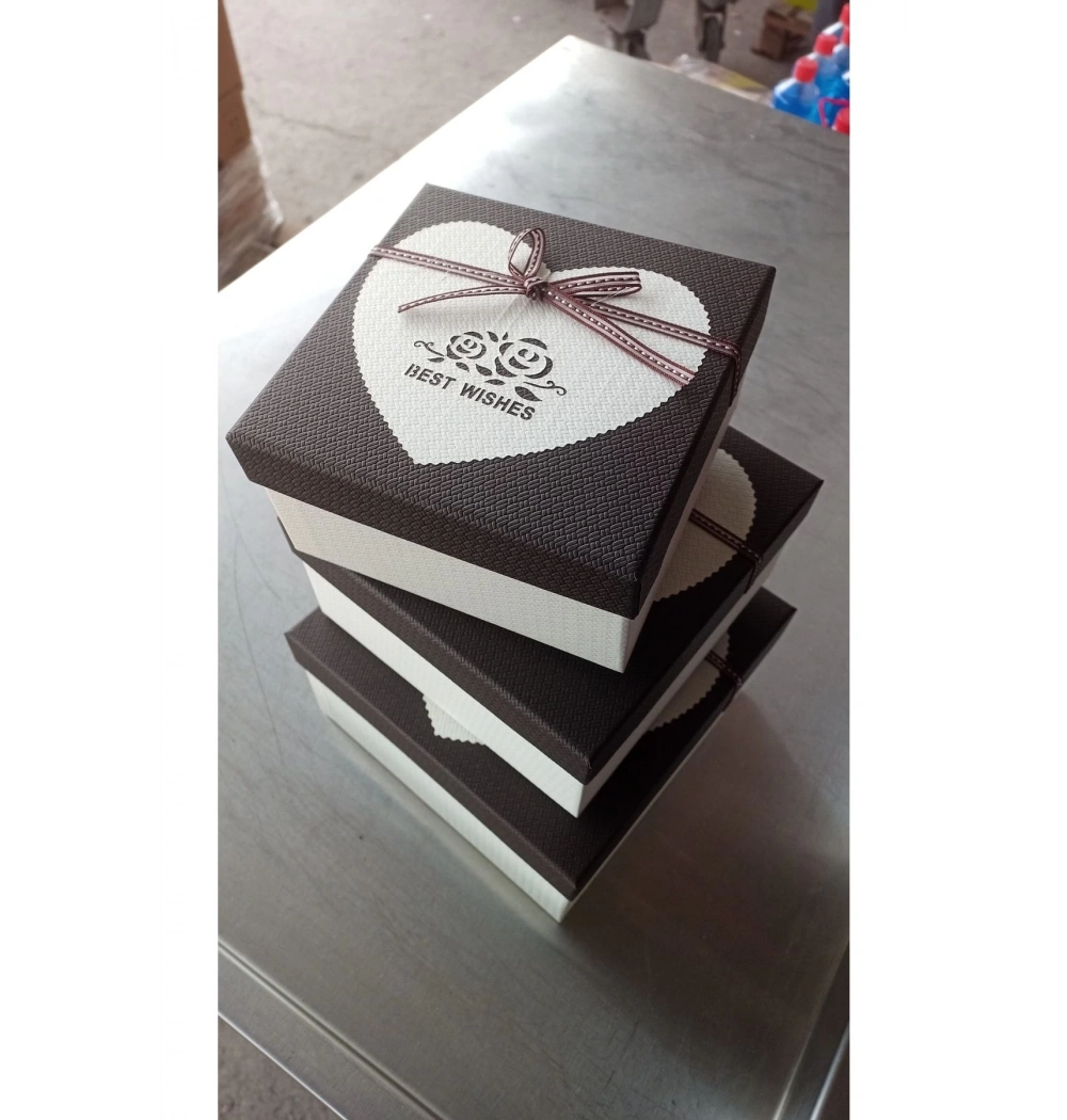 Nerox Hediye Kutusu 1 Büyük Kare Kalp Desenli Nrx-149