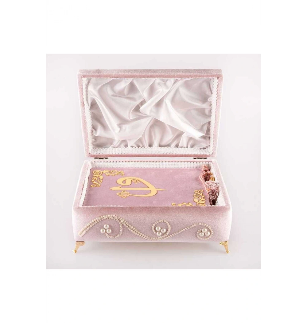 Hayrat 571 Çeyizlik Pleksili Orta Boy Kadife Kuranı Kerim Ayaklı Pembe Renk