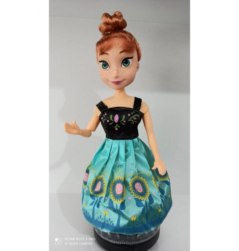 Kutulu Pilli Işıklı Elsa Dans Eden Bebek