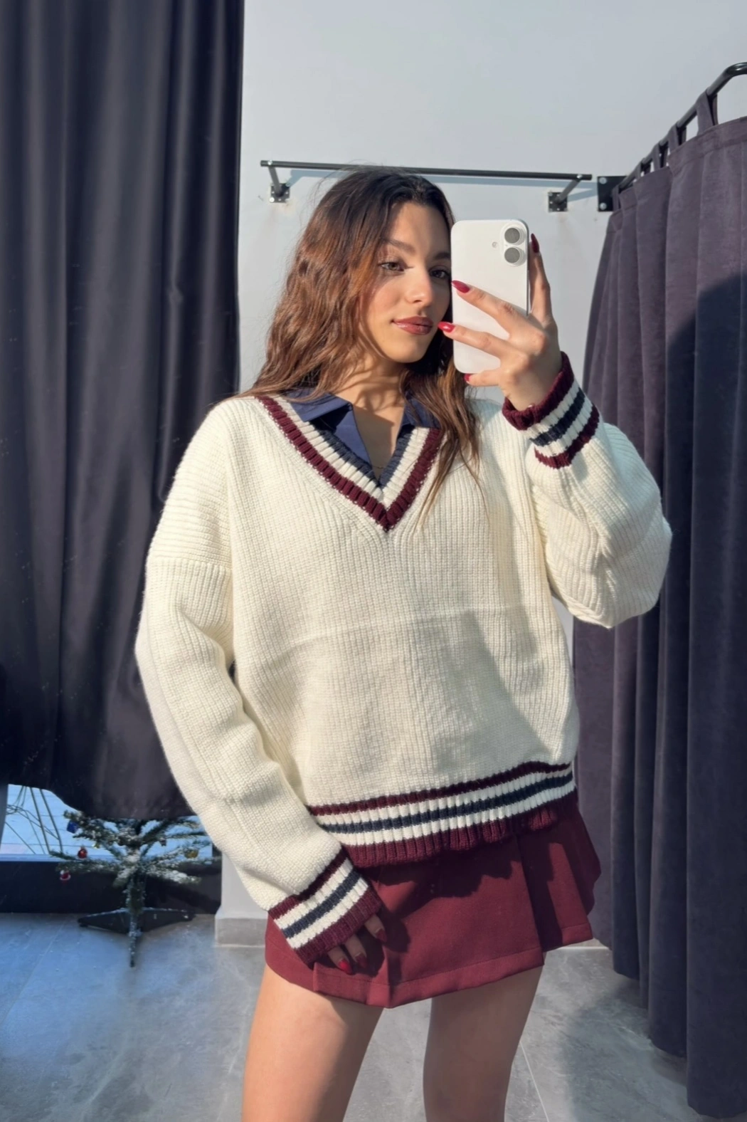 V Yaka Bordo Şeritli Kazak