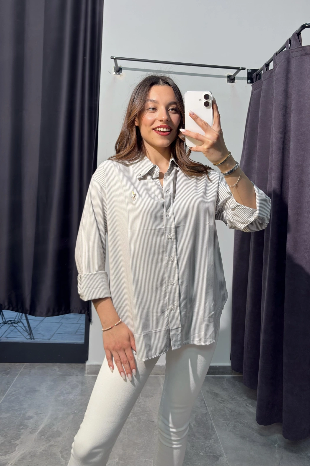 Gri Çizgili Polo Gömlek