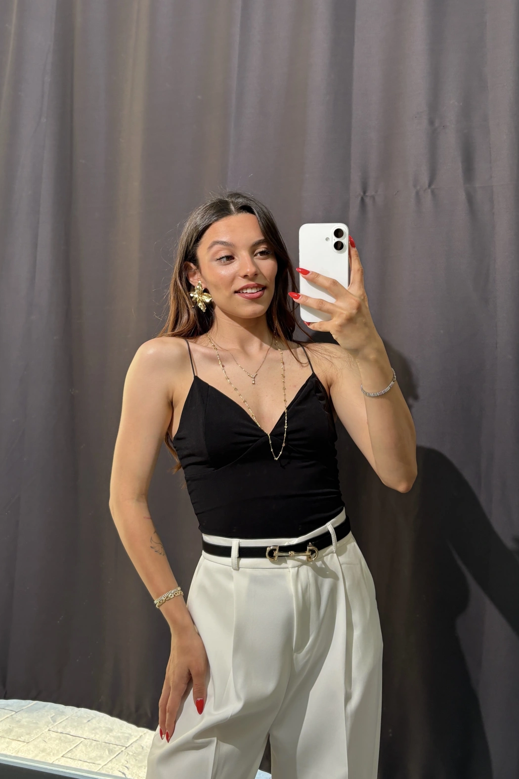 V Yaka İp Askılı Bodysuit Siyah