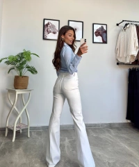 Beyaz İspanyol Paça Full Likra Pantolon