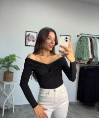 Omuz Dekolte Siyah Body