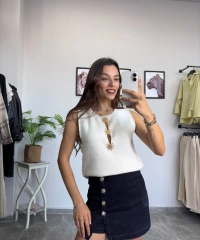 Orijinal Marka Tokalı Beyaz Triko