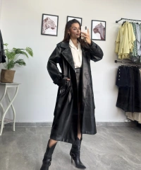 Siyah Deri Trençkot