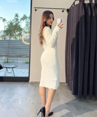 Kalın Bürümcük Beyaz Uzun Elbise