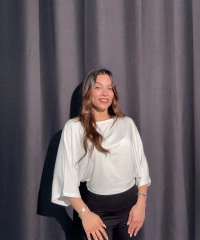 Yarasa Kol Beyaz Tişört