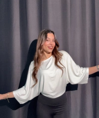 Yarasa Kol Beyaz Tişört