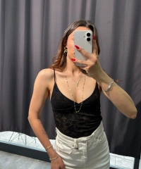İp Askılı Siyah Dantel Bodysuit