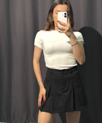 Siyah Pileli Etek