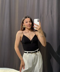 V Yaka İp Askılı Bodysuit Siyah