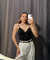 V Yaka İp Askılı Bodysuit Siyah