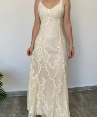 Krem Dantel İşleme Elbise