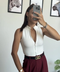 Beyaz Fermuarlı Crop