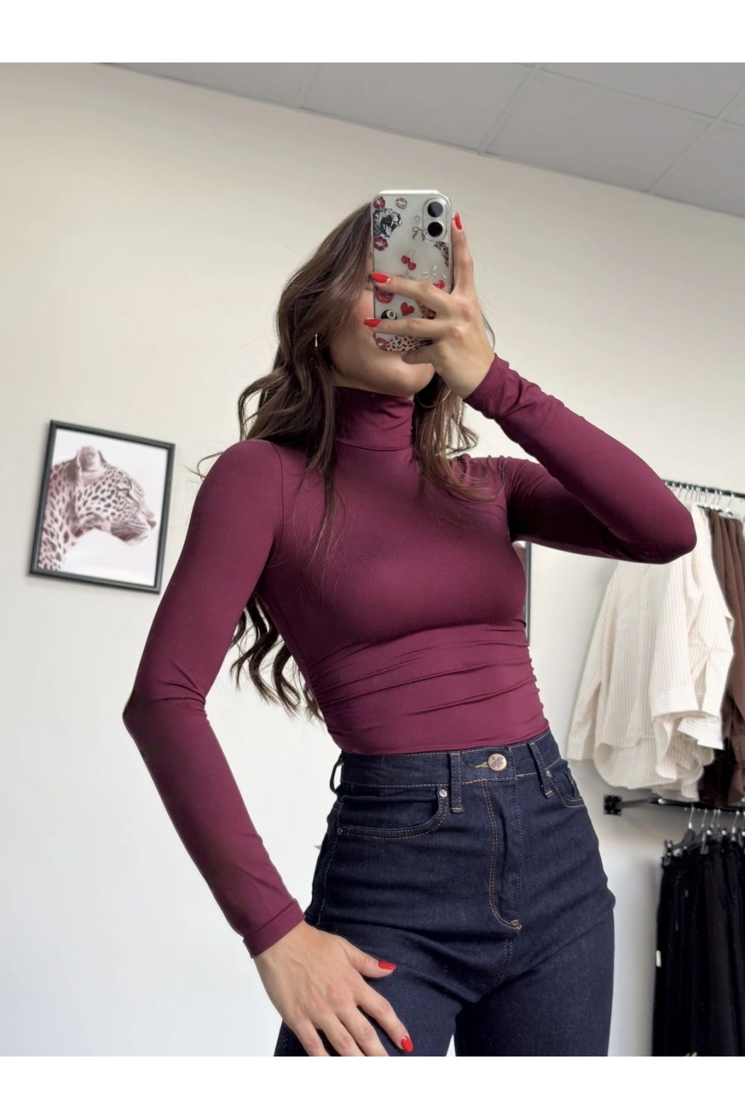 Bordo Boğazlı Yanı Büzgülü Bodysuit