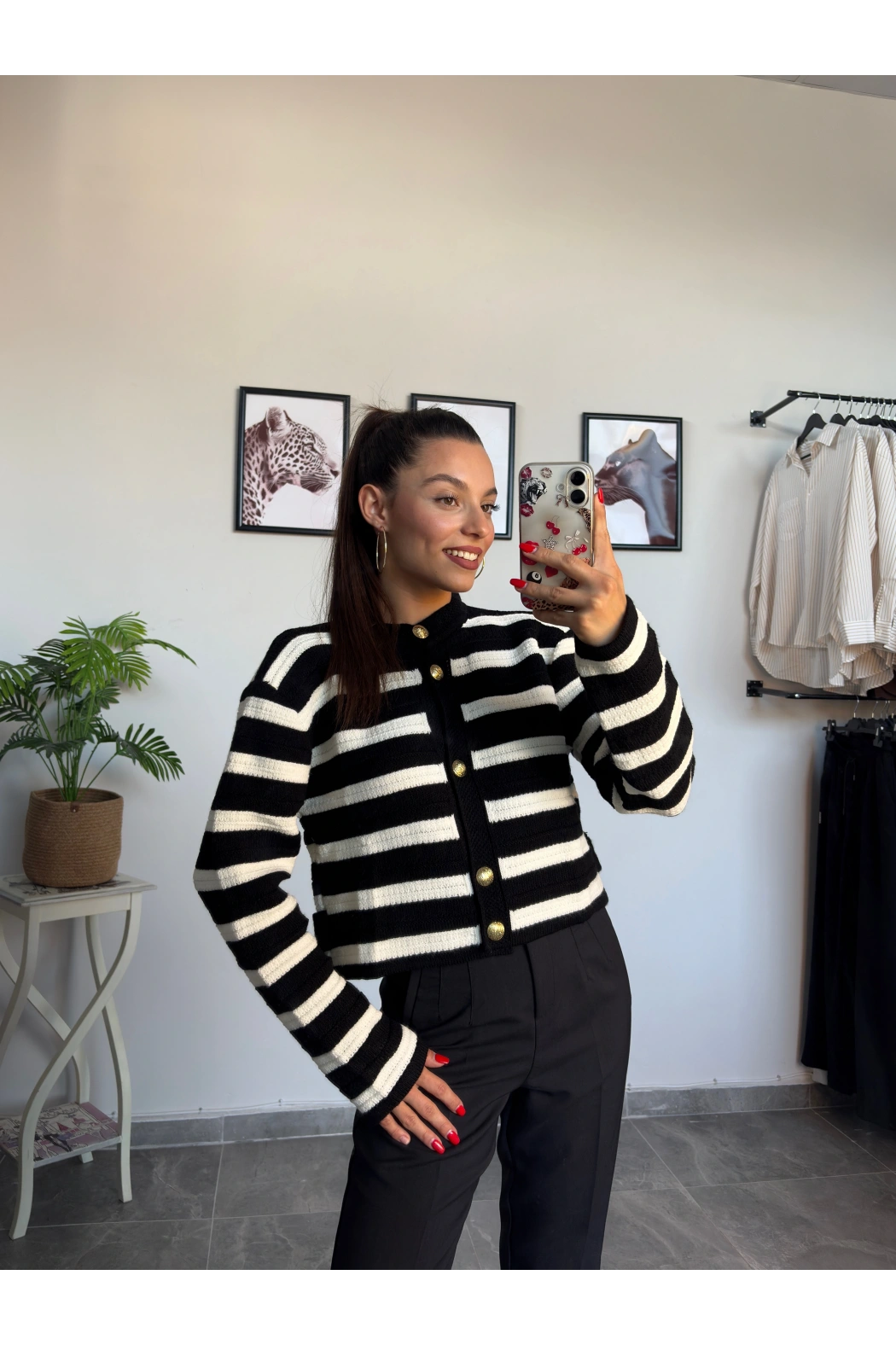 Orijinal Marka Siyah Beyaz Örme Hırka