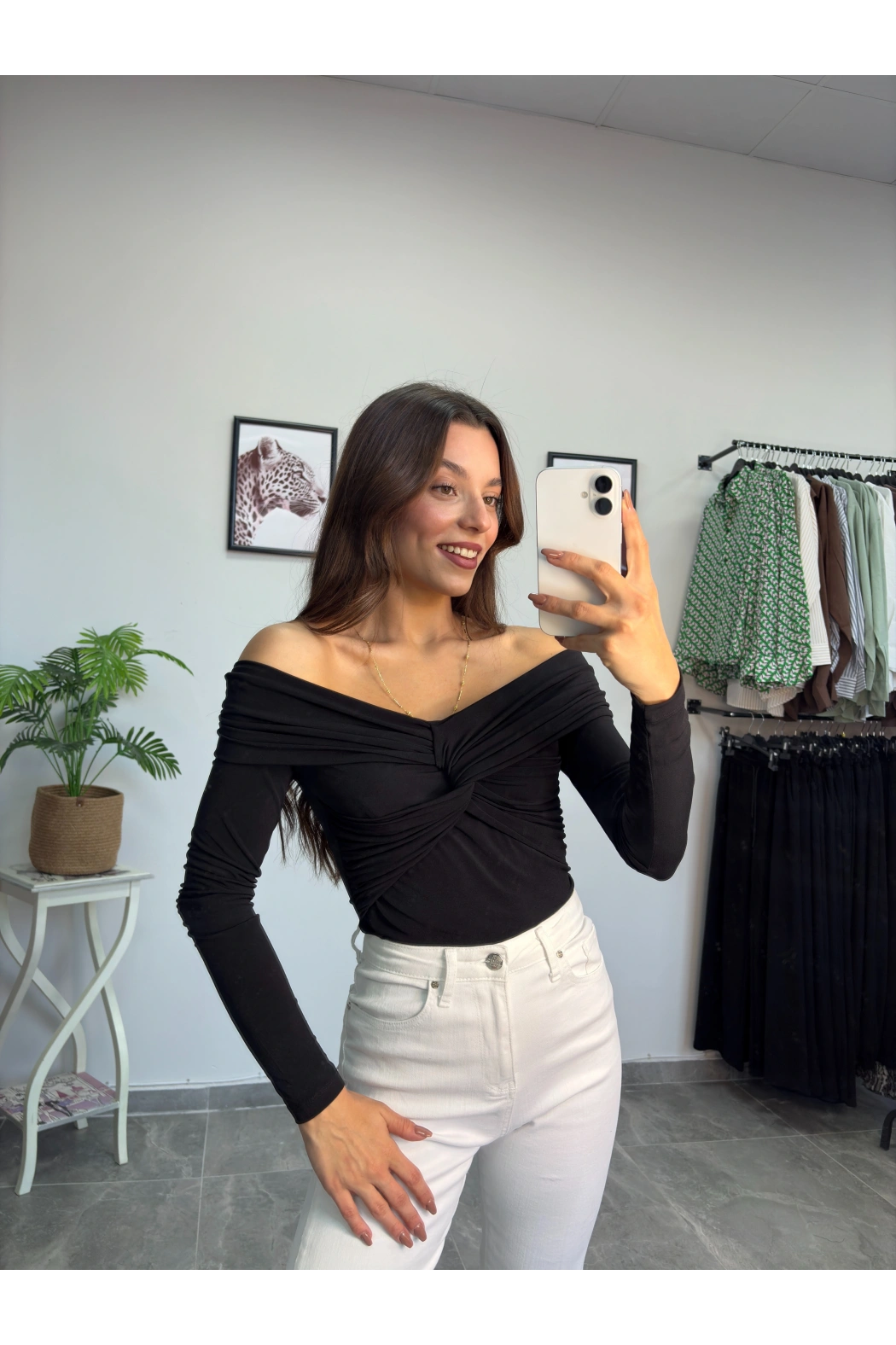 Omuz Dekolte Siyah Body