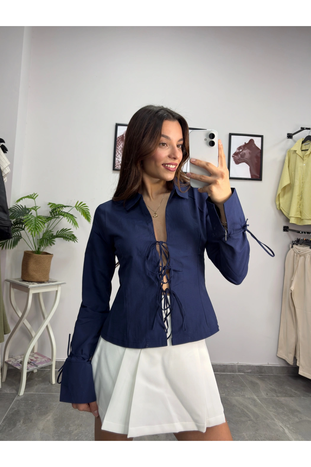 İp Bağlamalı Lacivert Gömlek