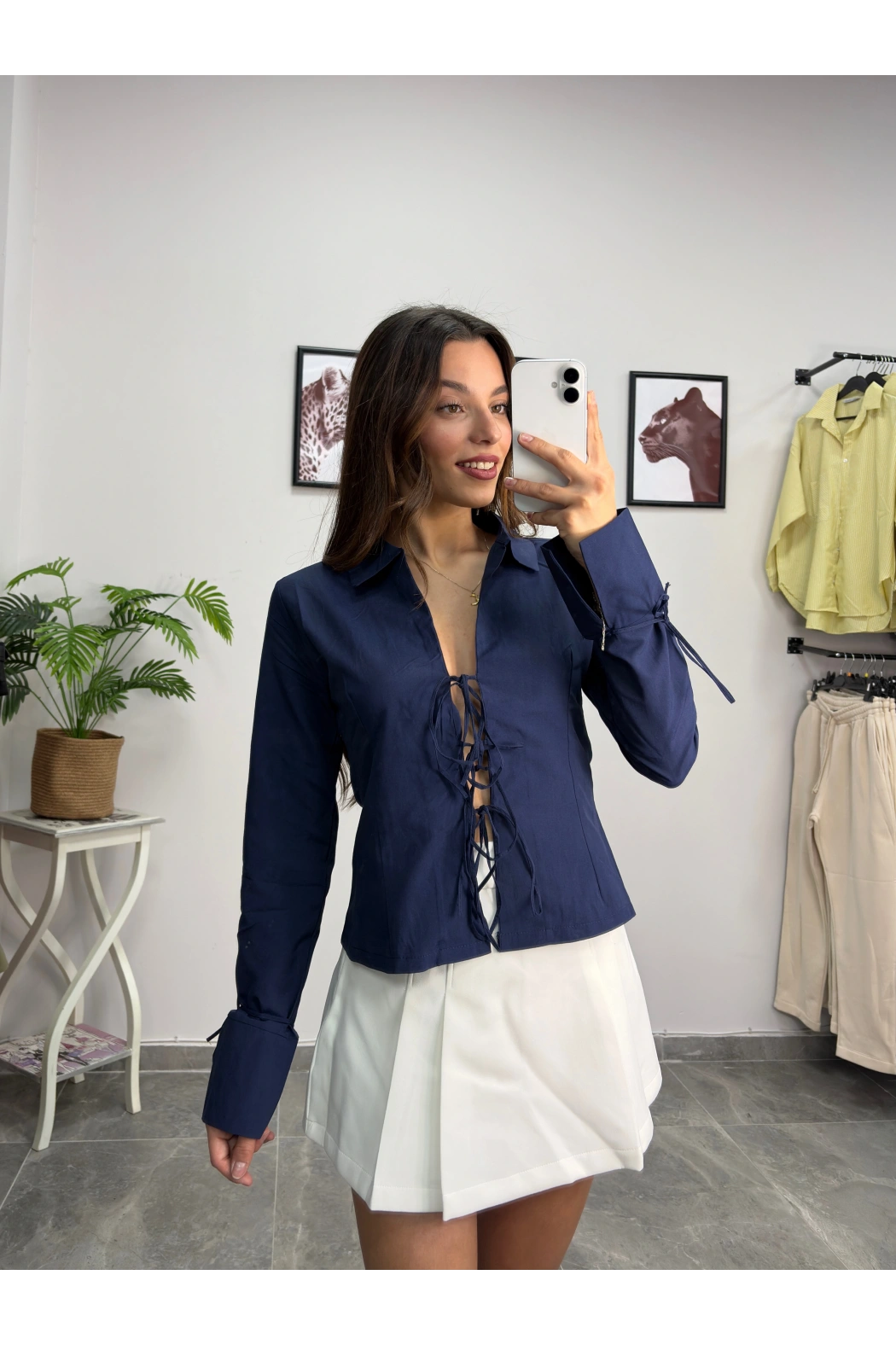 İp Bağlamalı Lacivert Gömlek