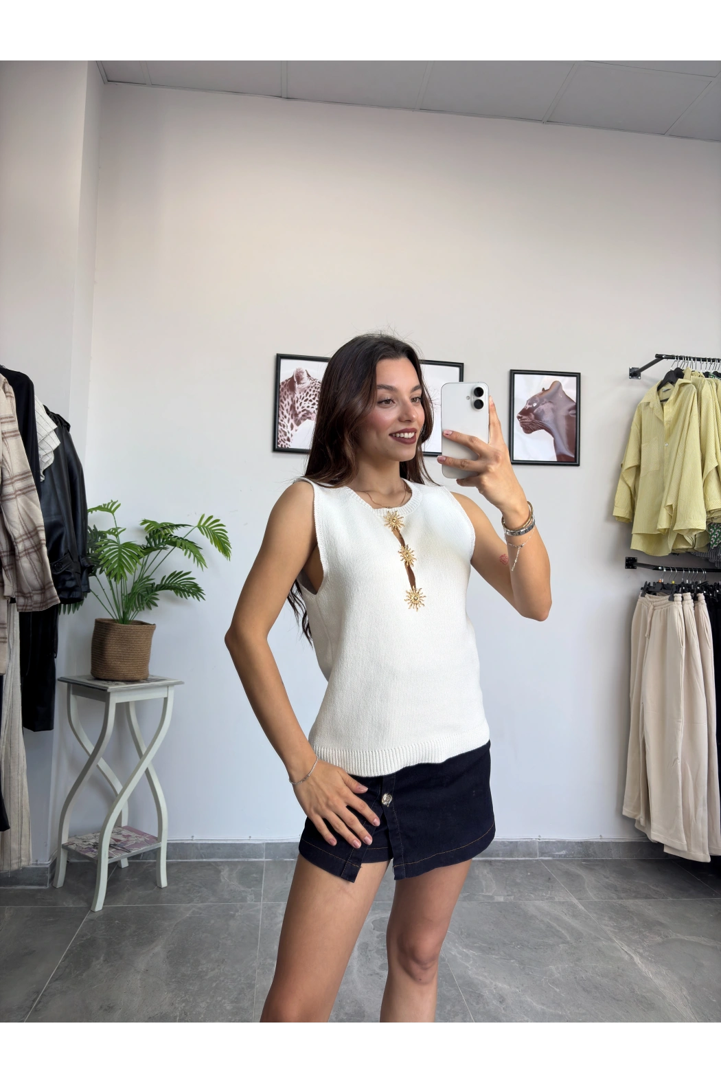 Orijinal Marka Tokalı Beyaz Triko