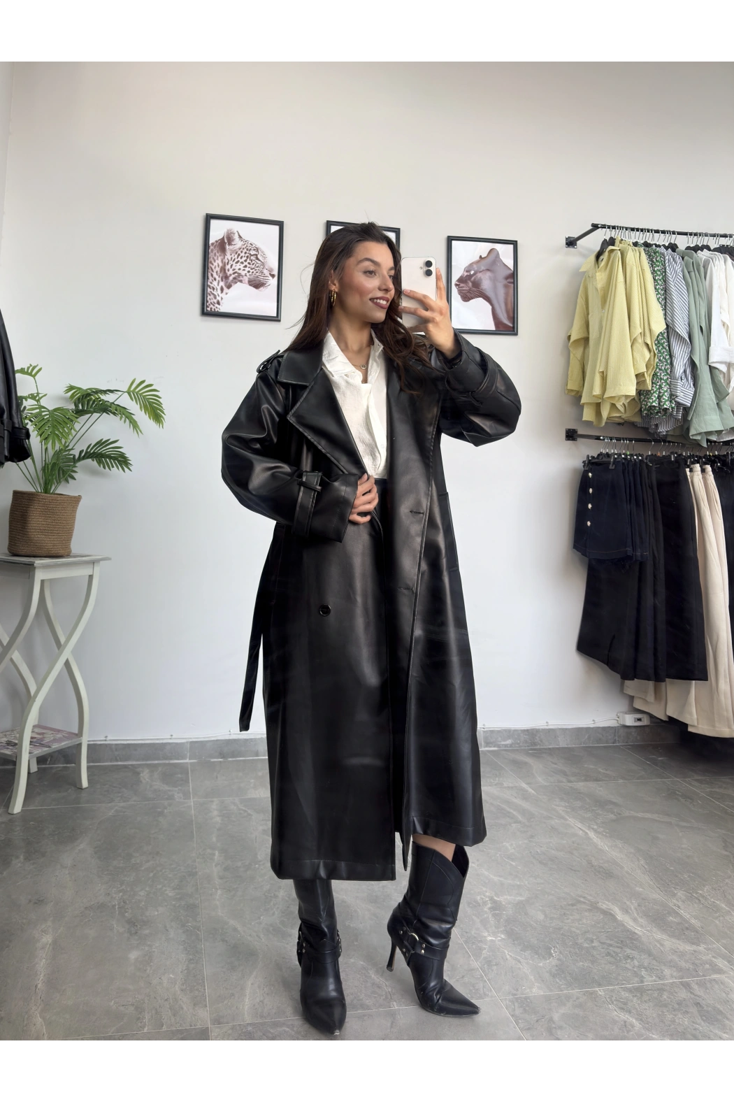 Siyah Deri Trençkot