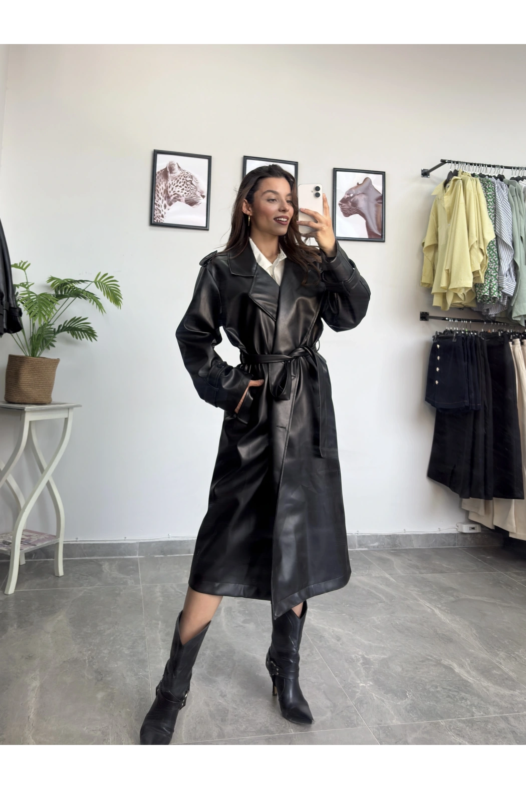 Siyah Deri Trençkot