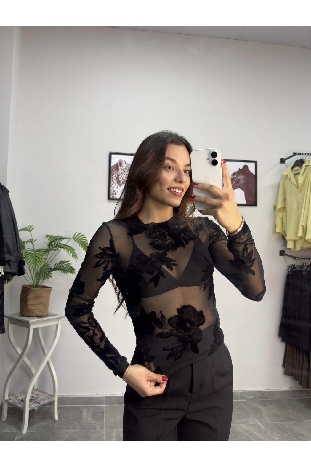 Kadife Detay Transparan Bluz