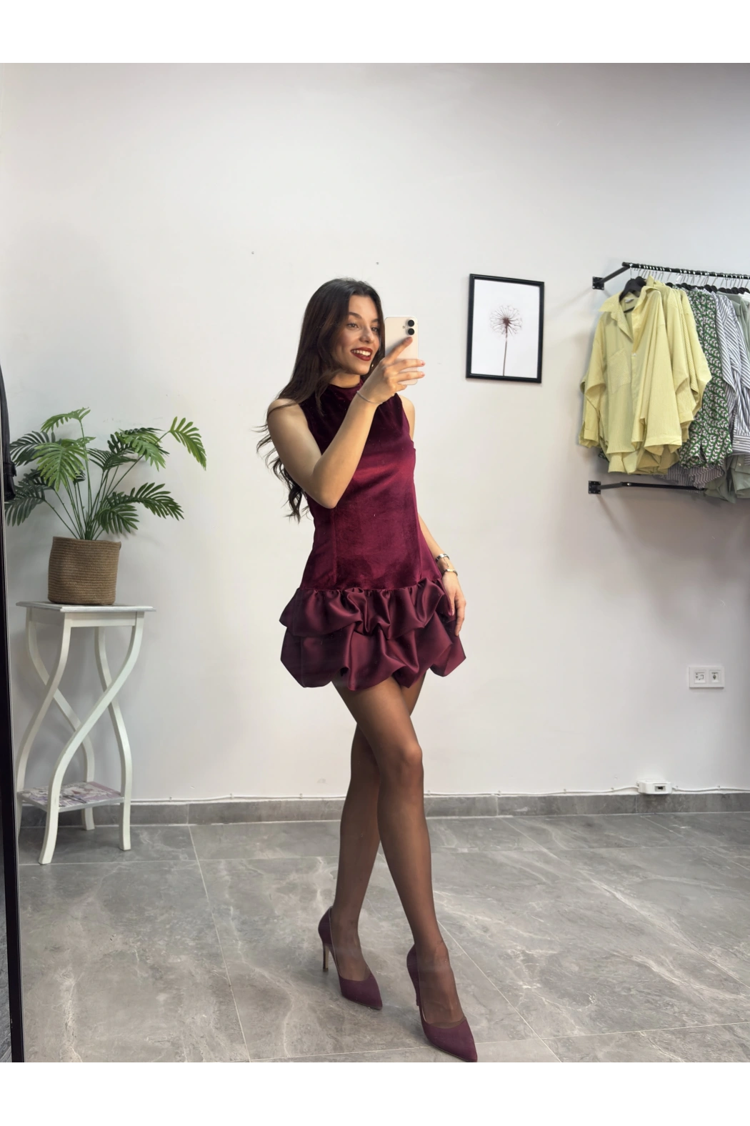 Bordo İçi Şortlu Kadife Kısa Balon Elbise