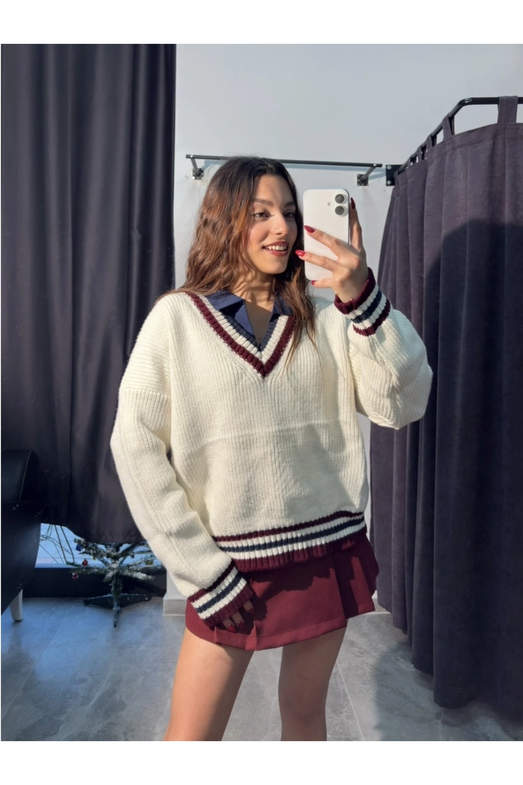 V Yaka Bordo Şeritli Kazak