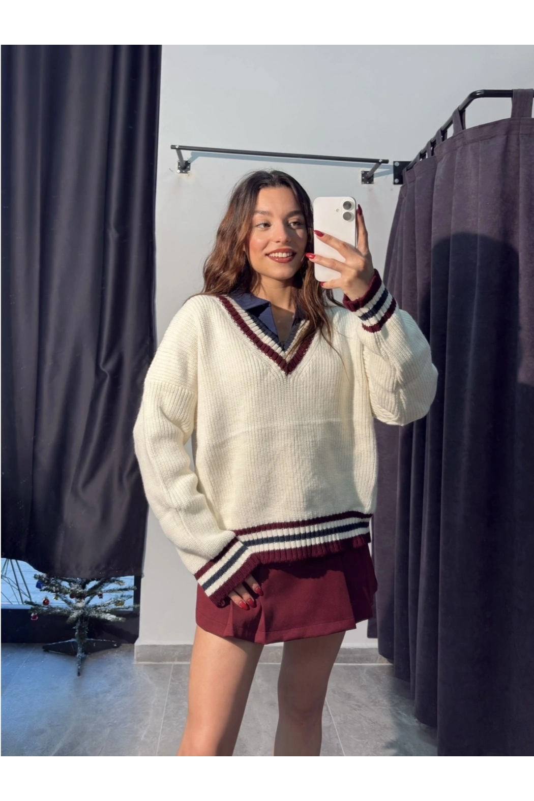 V Yaka Bordo Şeritli Kazak