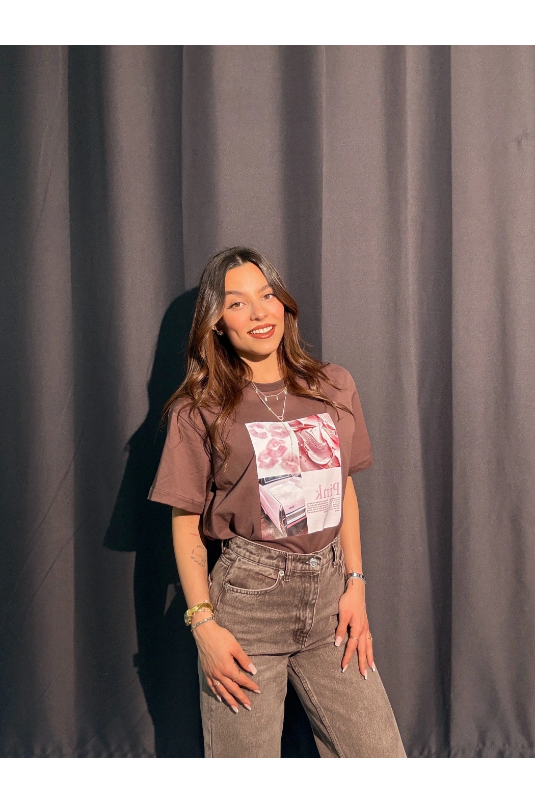 Pink Baskılı Kahverengi Tişört