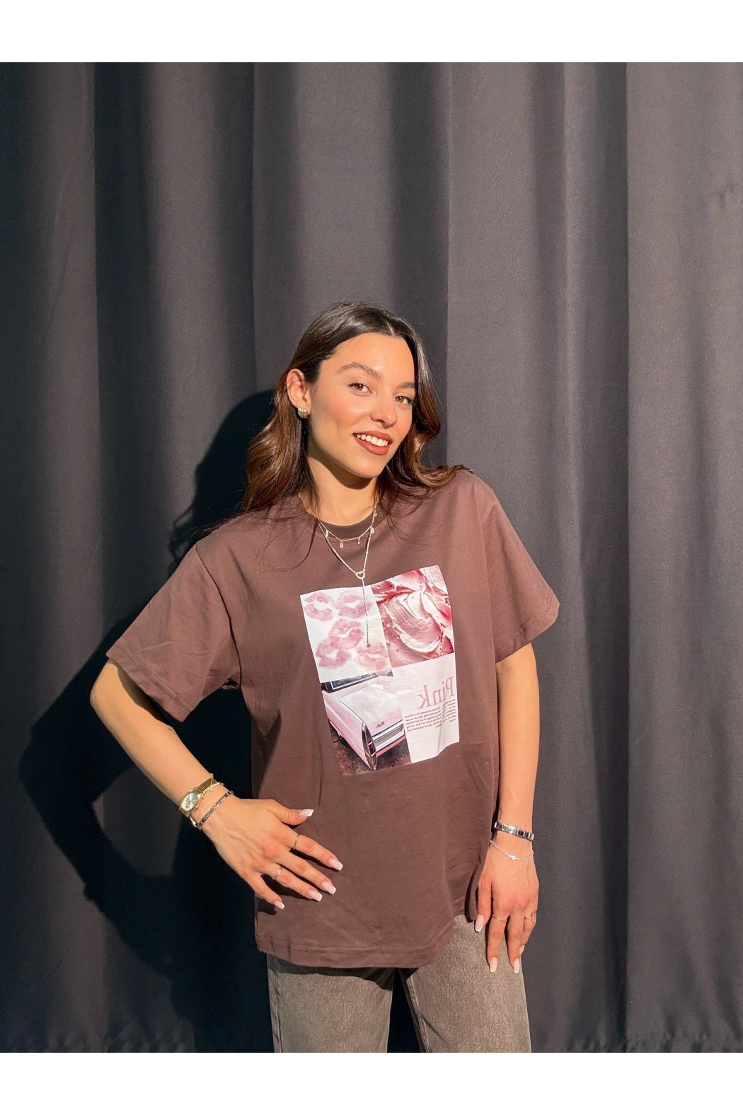Pink Baskılı Kahverengi Tişört