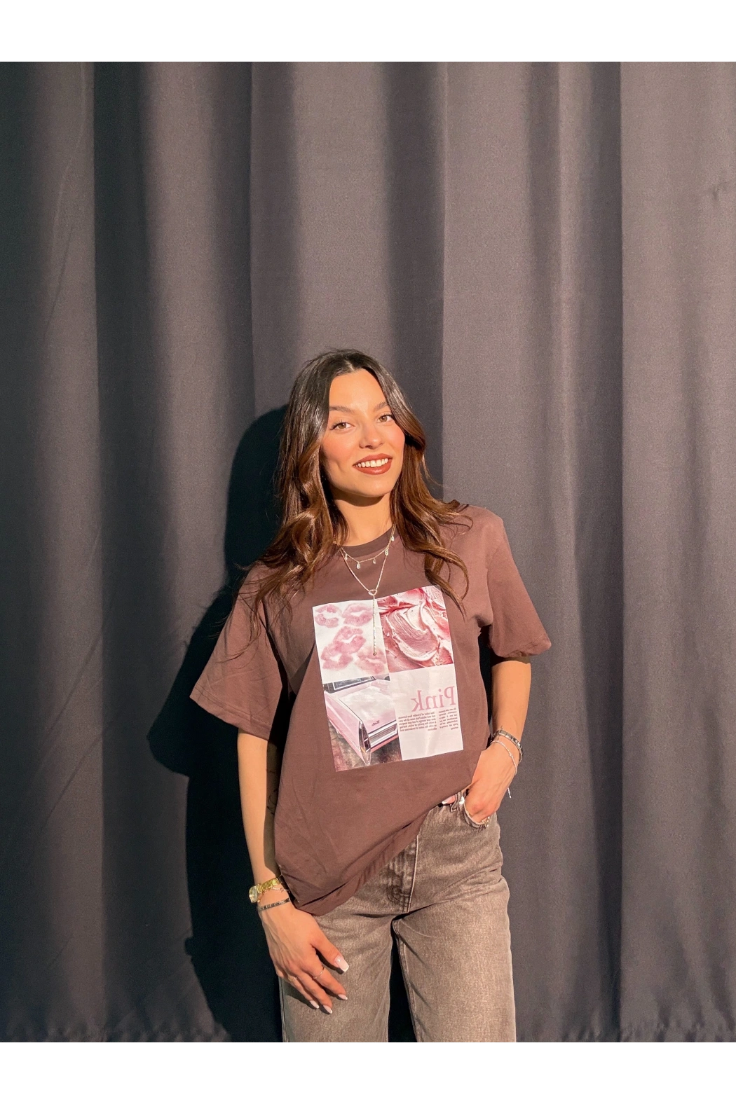 Pink Baskılı Kahverengi Tişört