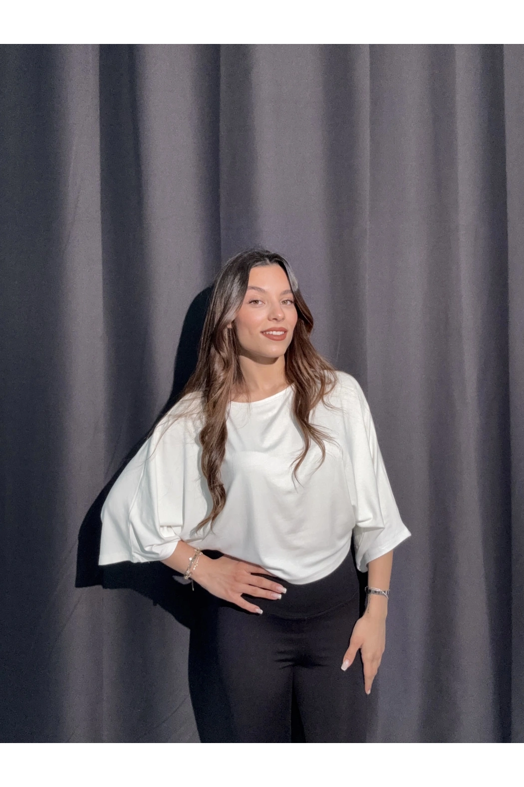 Yarasa Kol Beyaz Tişört