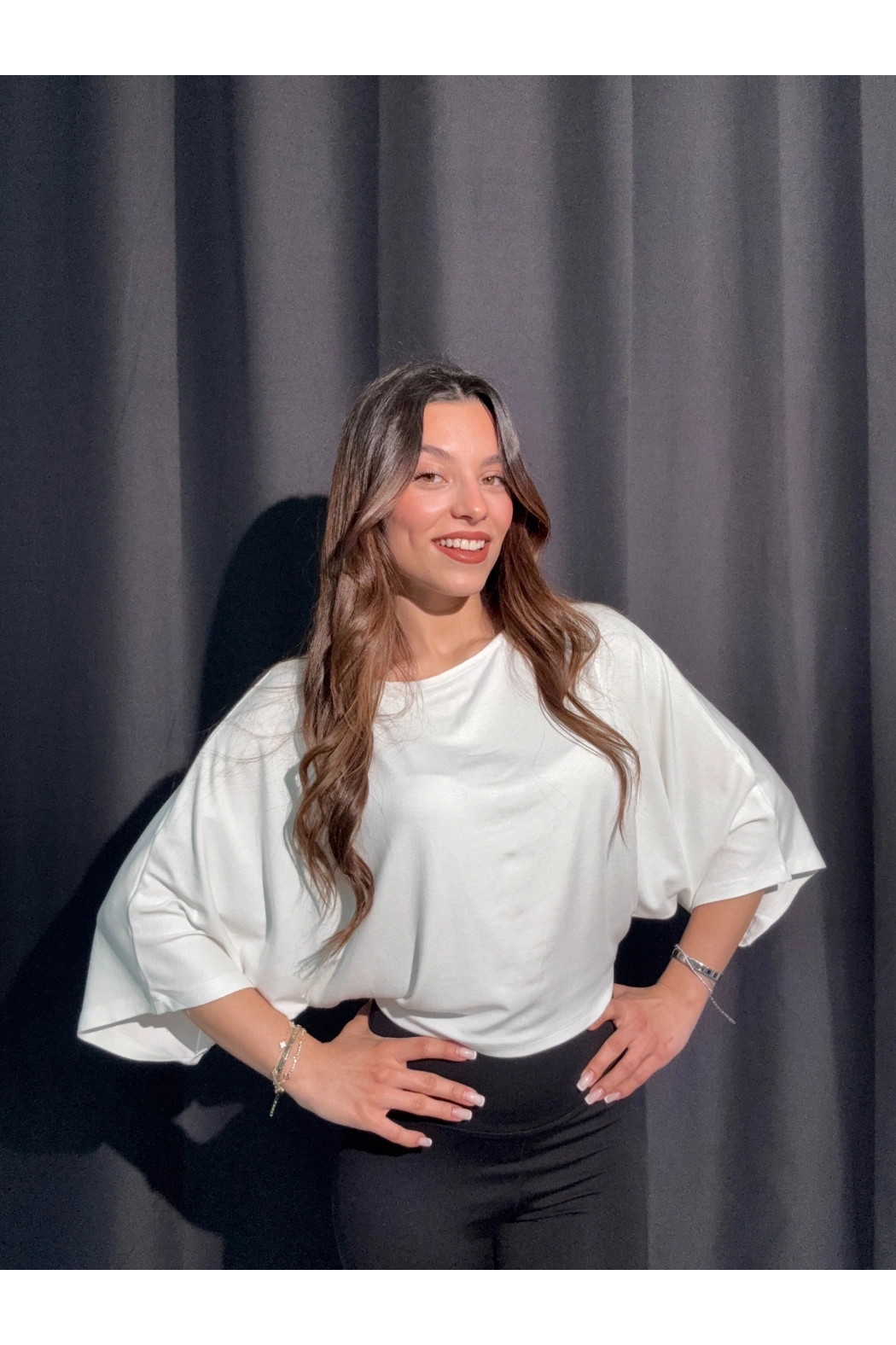 Yarasa Kol Beyaz Tişört