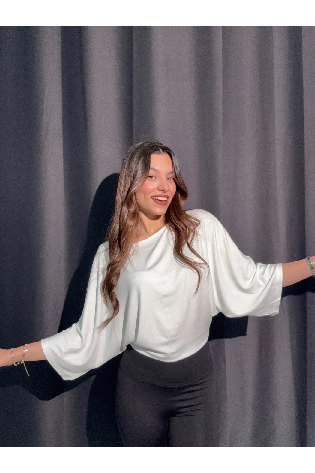 Yarasa Kol Beyaz Tişört