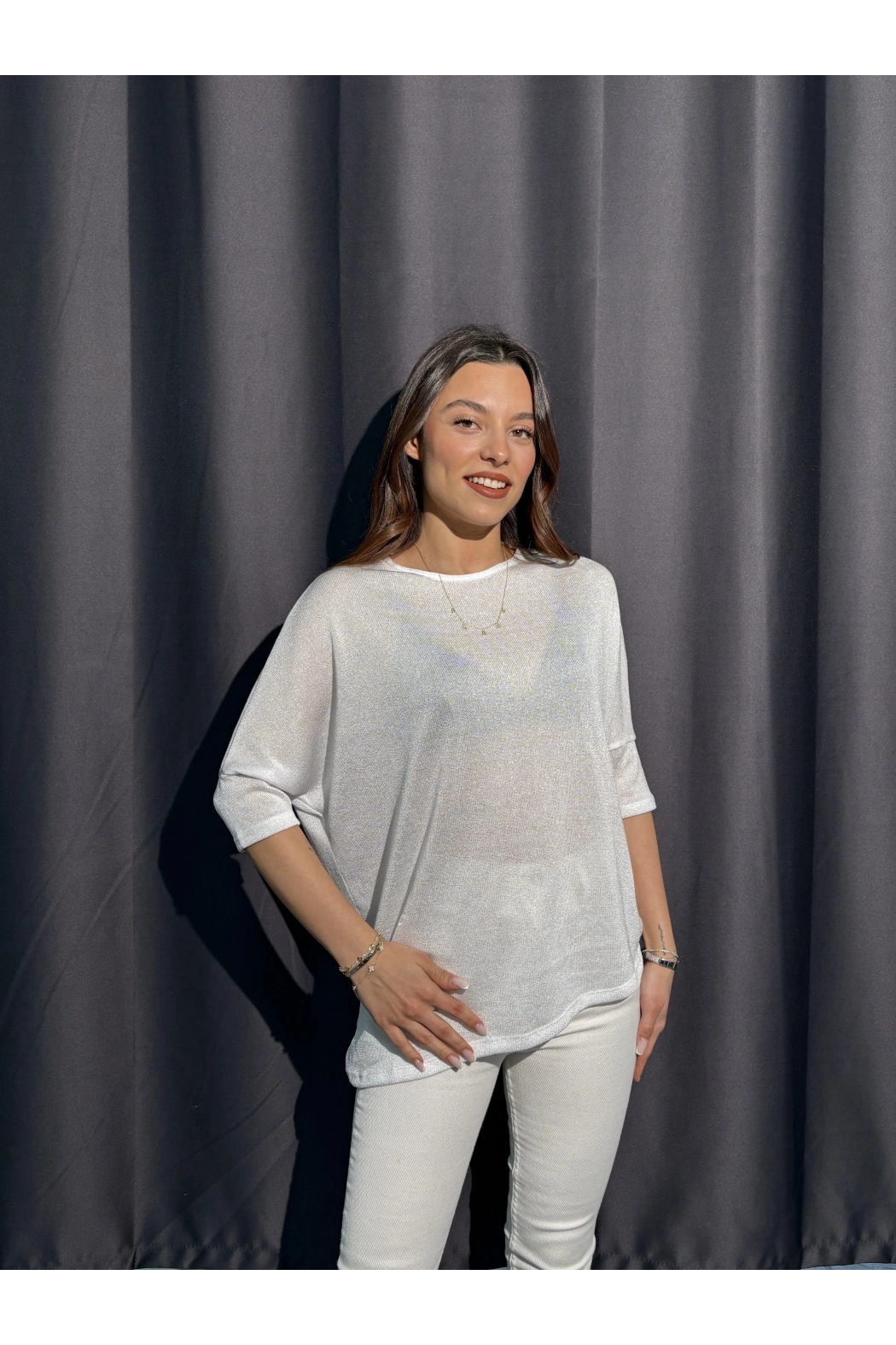 Metalik Dokulu Beyaz Salaş Bluz