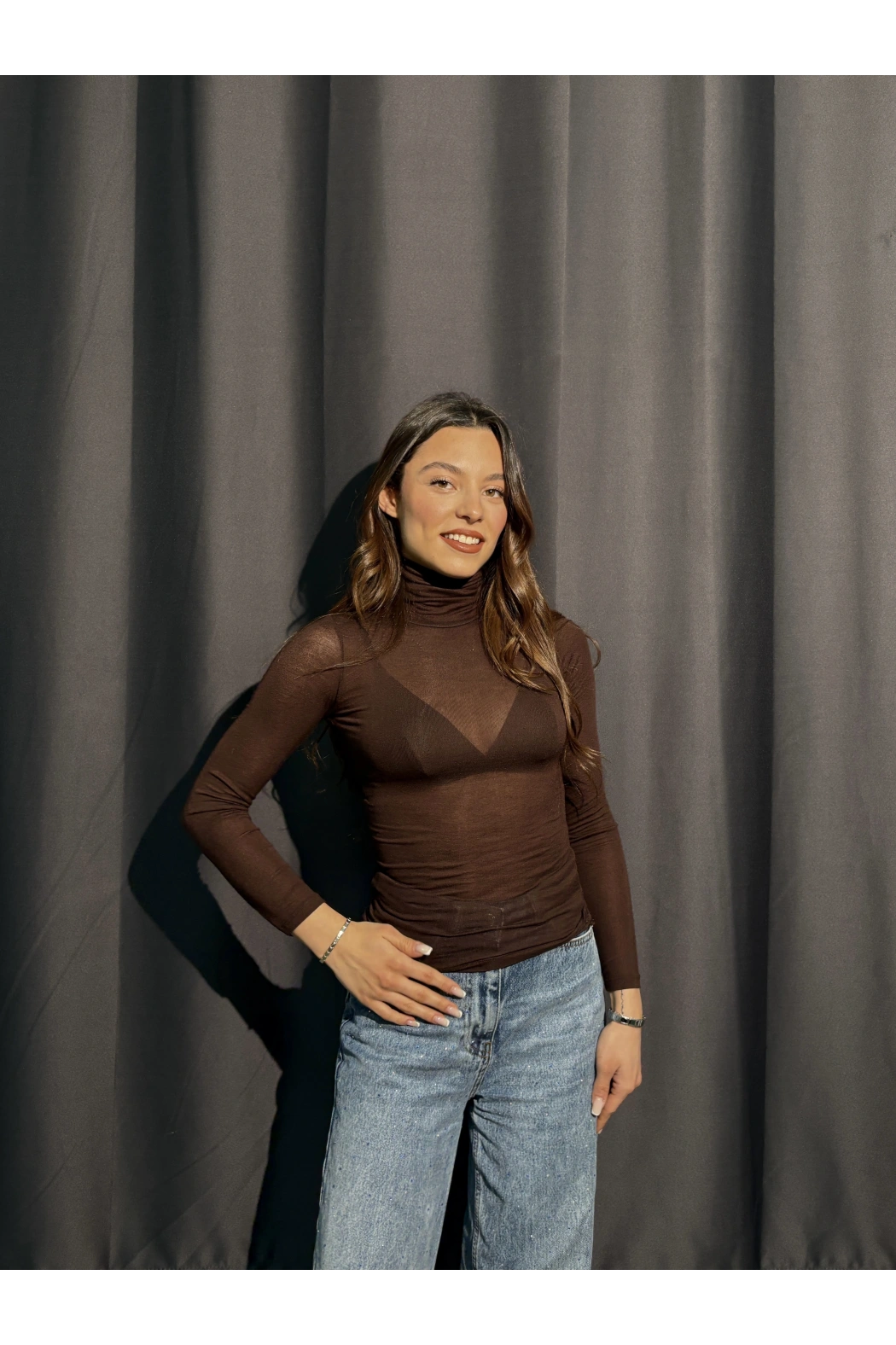 Boğazlı Transparan Kahverengi Kaşmir Body