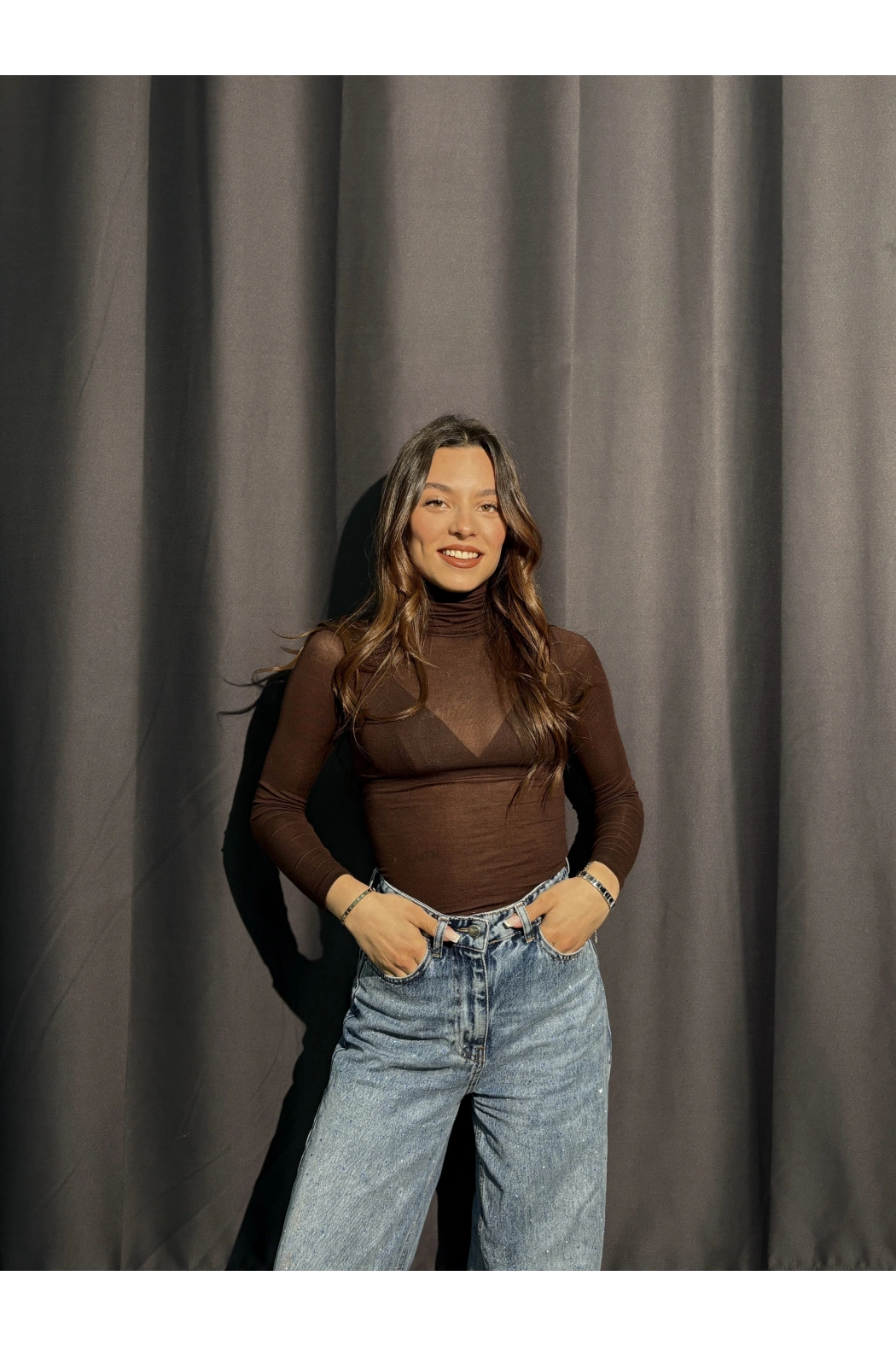 Boğazlı Transparan Kahverengi Kaşmir Body