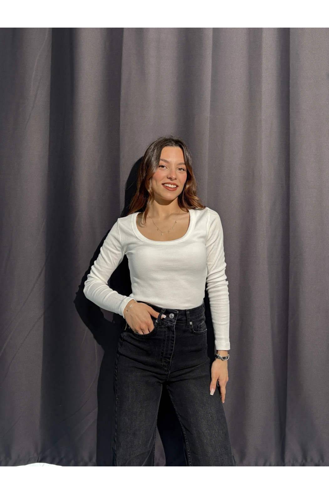 U Yaka Fitilli Beyaz Body