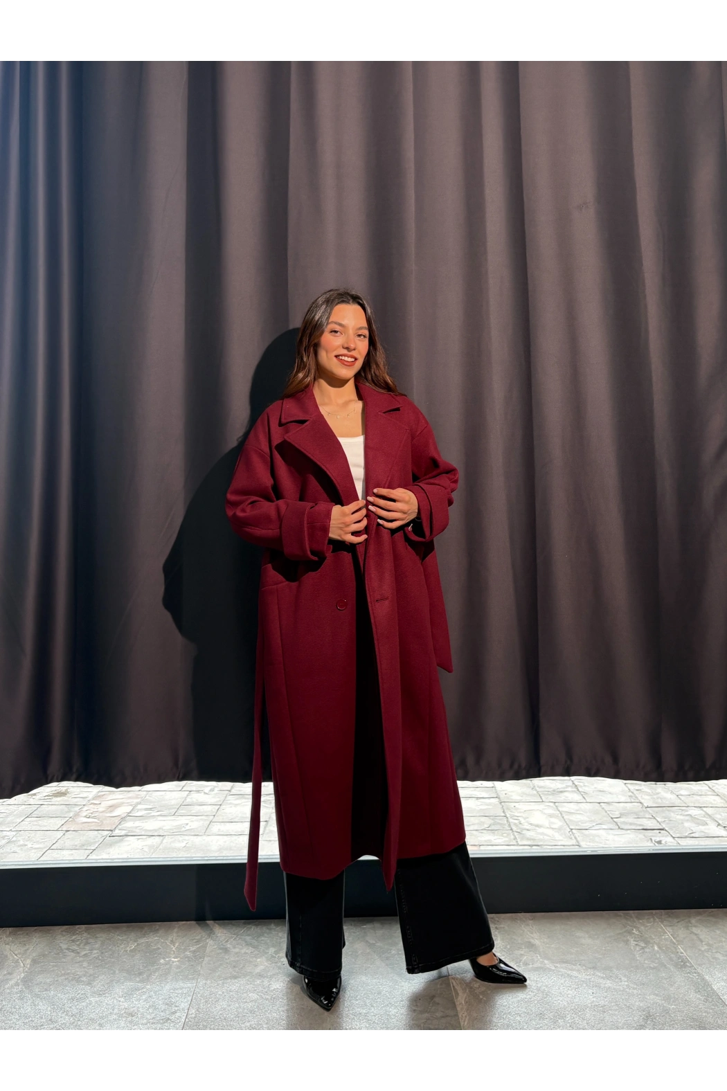 Kuşaklı Astarlı Bordo Kaban