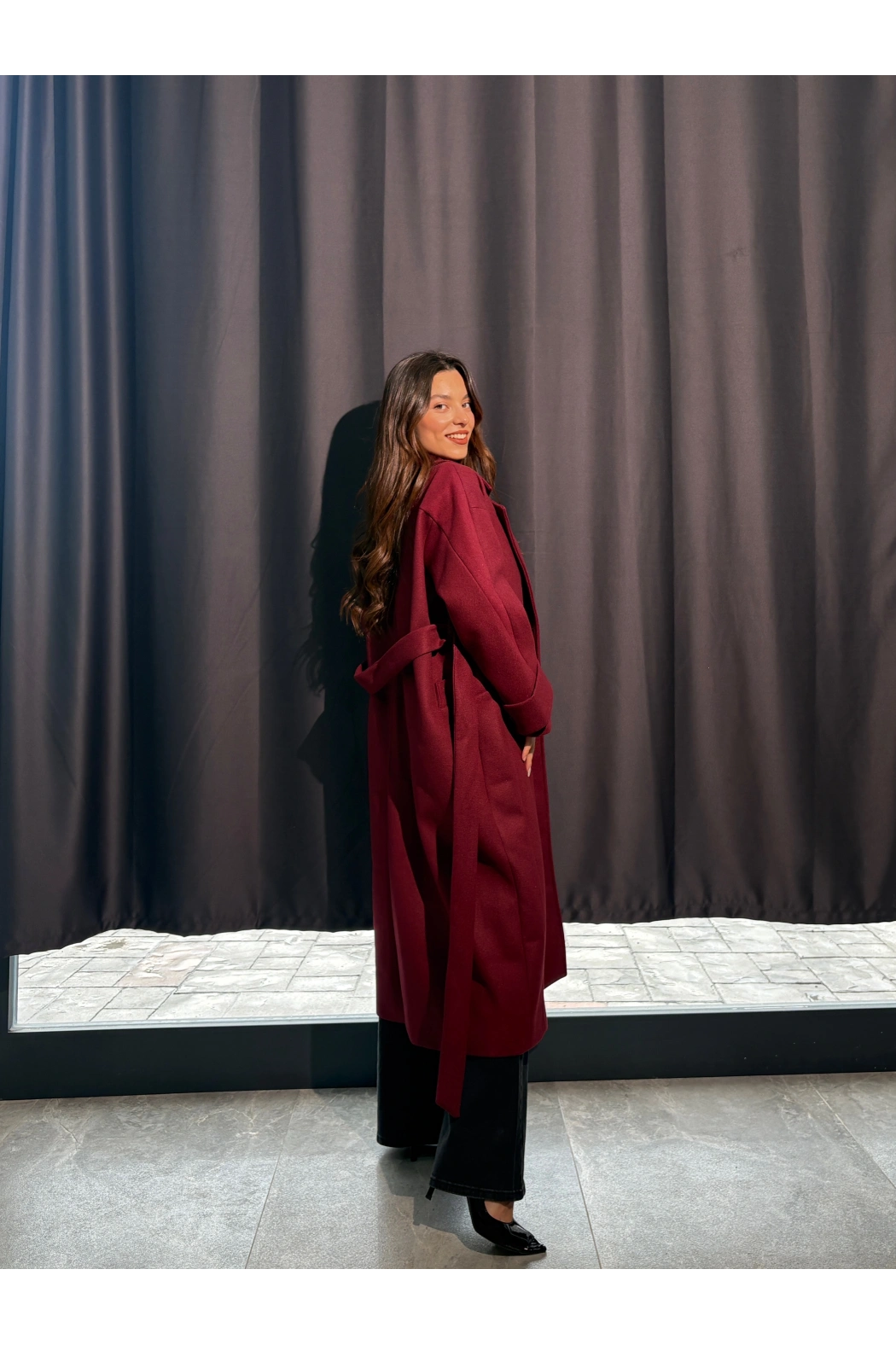 Kuşaklı Astarlı Bordo Kaban